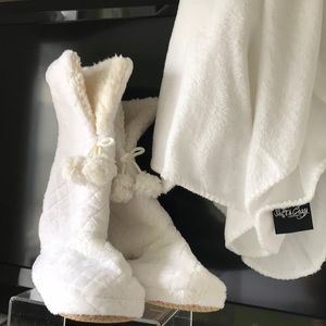 Bootie slippers with cozy blanket